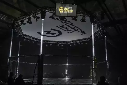 Tragická ztráta mladého zápasníka Cage Warriors! Loučí se i Shem Rock