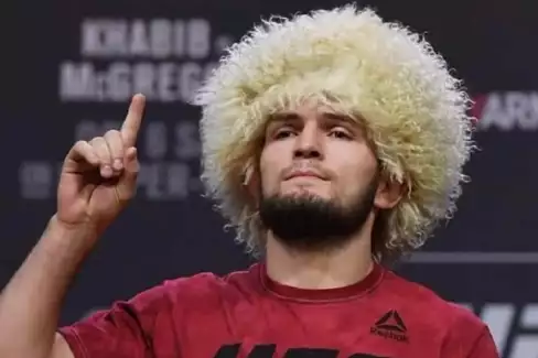 Legendární dagestánský Orel Khabib Nurmagomedov se přeci jen vrací