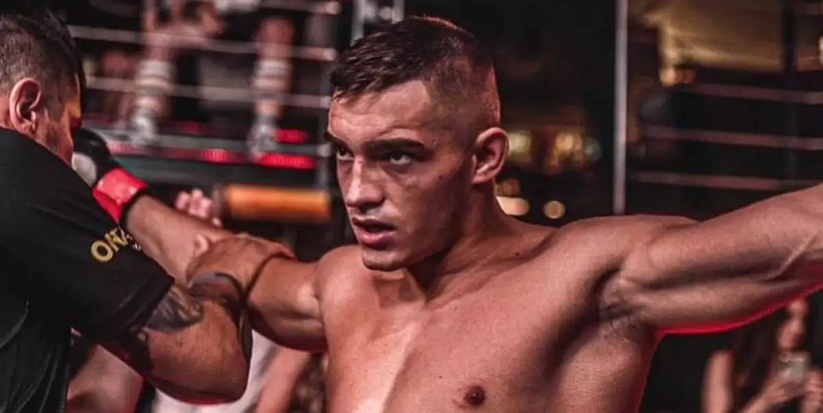 Český nepřející knedlíci? Nezlomný Tadeáš Růžička pálí do veřejnosti a chvástá se