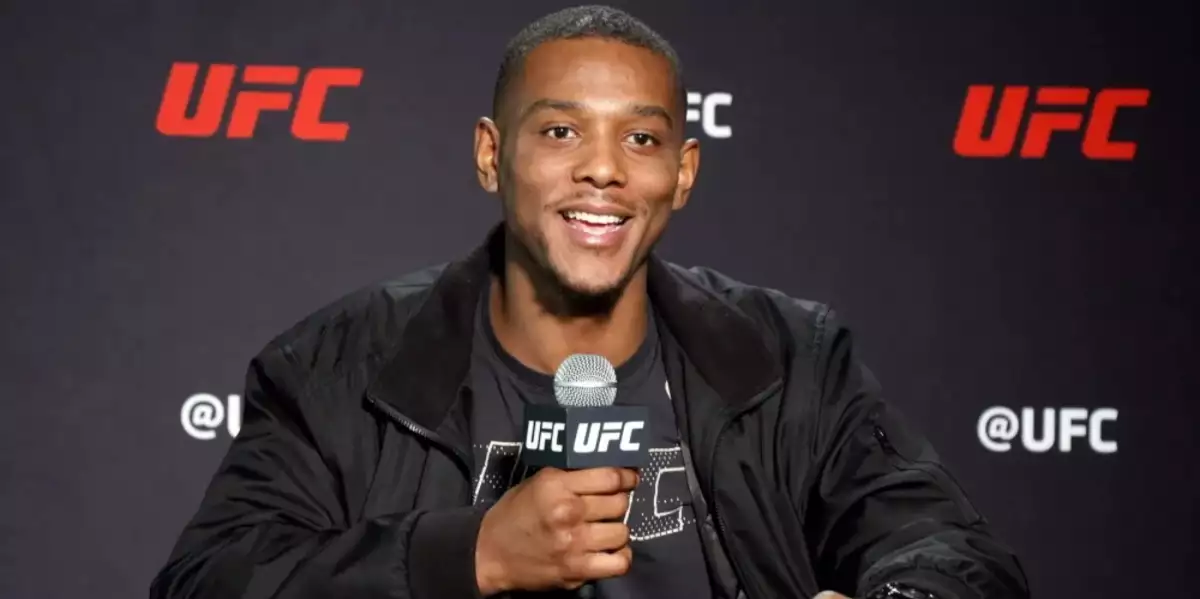 Jamahal Hill hlásí, že je zpátky! Doktoři z něj však radost mít nebudou