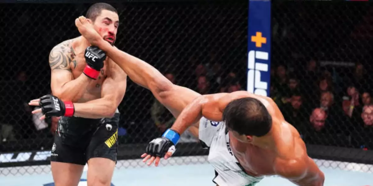 Jak tohle přežil?! Costa reaguje na bitvu s Whittakerem, kterého trefil tvrdou otočkou