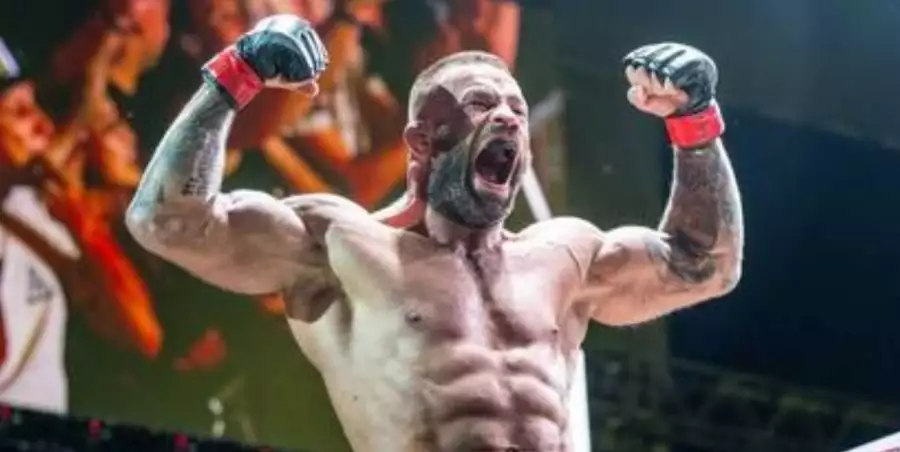 A je to tady! Terminátor Karlos Vémola se ještě letos vrátí zpět do boje