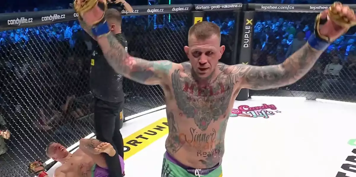 Vašek Mikulášek po výhře nad Žralokem ukázal na dalšího Clash soupeře