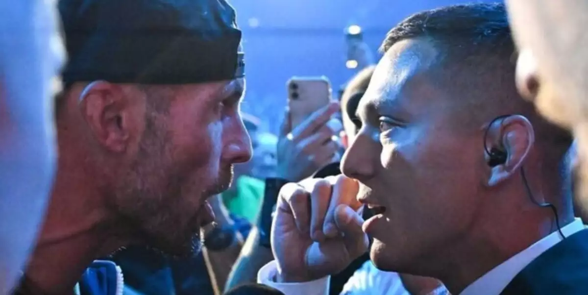 Facky od Cverny a šatičky? Clash promotér Le Sy reaguje na Bejrovy podmínky