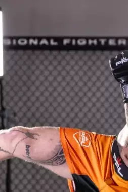 Je to venku! Kdy fanoušci uvidí Jakea Paula v MMA zápase?