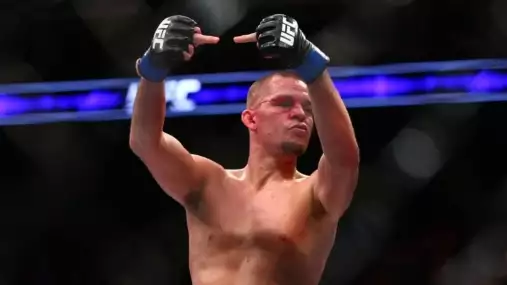 Není nikdo jiný, s kým bych mohl bojovat! Diaz se chystá na návrat do UFC?