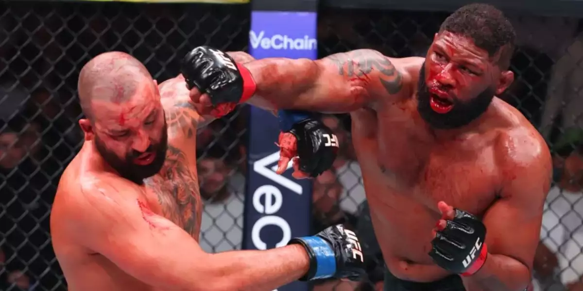 Hospitalizovaný Curtis Blaydes reaguje na šílenou bitvu s Hokitem