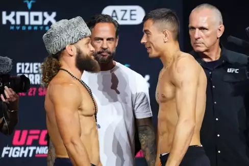 VIDEO: Pekelný kop z otočky načal dílo zkázy! Jak dopadl hlavní zápas Fiziev vs Torres?