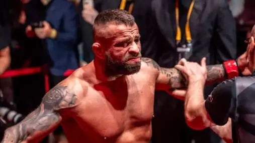 Zadržený Karlos Vémola se 