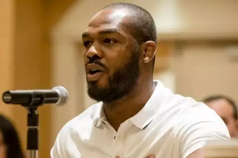Soud měl tento případ zamítnout? Jon Jones čelí novému obvinění