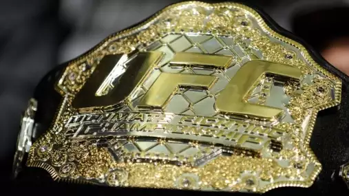 UFC odepřelo bojovníkovi titulový zápas kvůli bizarnímu důvodu?