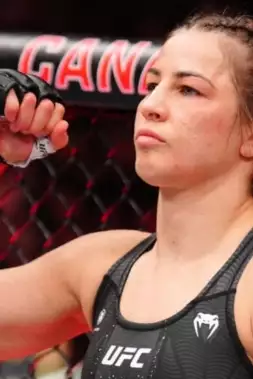 Kontroverze po UFC: Pomohla si bojovnice nepovolenou pomůckou?