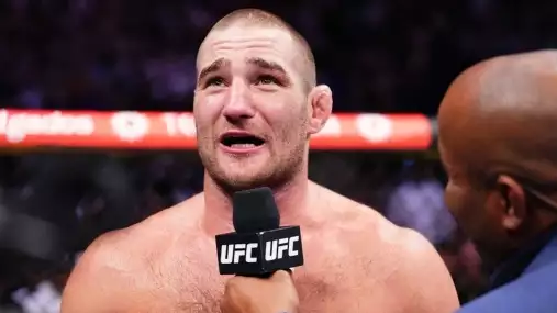 UFC elita reaguje na impozatní vítězstí bouřliváka Stricklanda