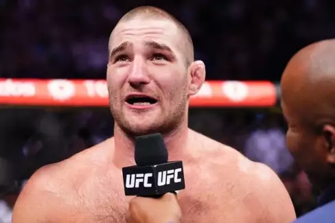 UFC elita reaguje na impozatní vítězstí bouřliváka Stricklanda