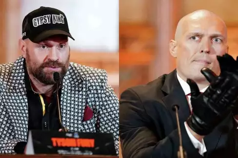 VIDEO: Oleksandr Usyk jako Hitman! Jak reagoval rival Tyson Fury?