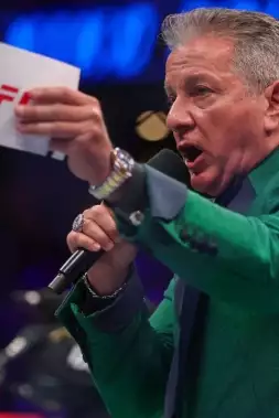 Jen tři bojovníci si zaslouží výjimečné uvedení! Bruce Buffer vybral své favority