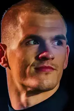 Drama před bitvou o titul UFC! Bratr Iana Garryho ho veřejně zkritizoval