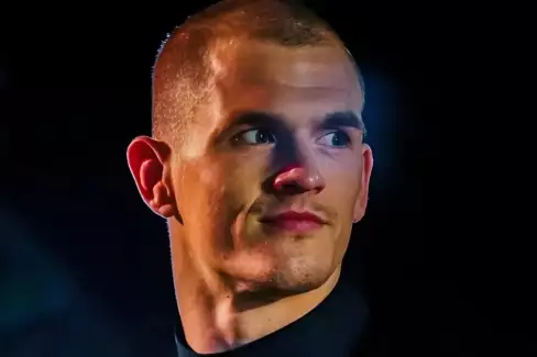 Drama před bitvou o titul UFC! Bratr Iana Garryho ho veřejně zkritizoval