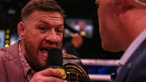 Nejlepší divize těžké váhy! Conor McGregor se pochlubil podpisem syna legendy