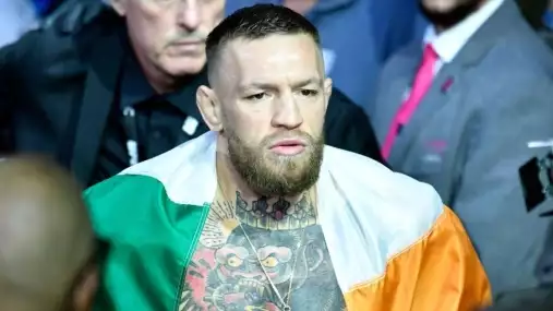 McGregor má před návratem pro rivala Hollowaye špatnou zprávu