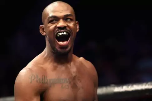 Bude šampion Jon Jones opět neporažený bojovník? Komisař je pro!