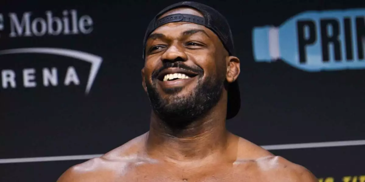 To je krása! Šampion Jon Jones má pro fanoušky dobrou zprávu