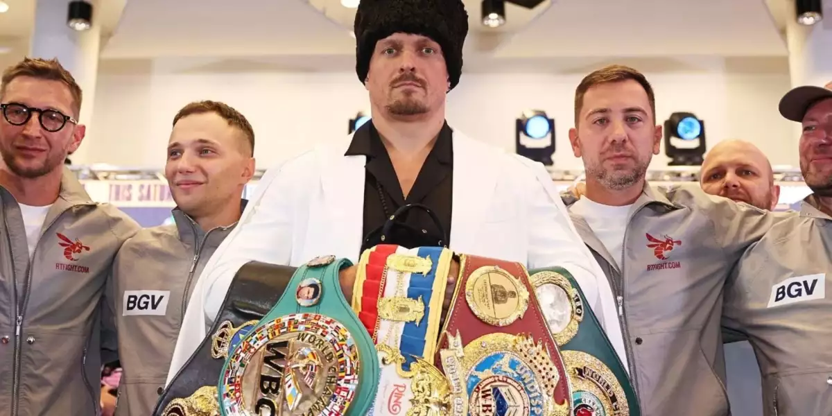 Co se to děje? Oleksandr Usyk se vzdává všech šampionských titulů