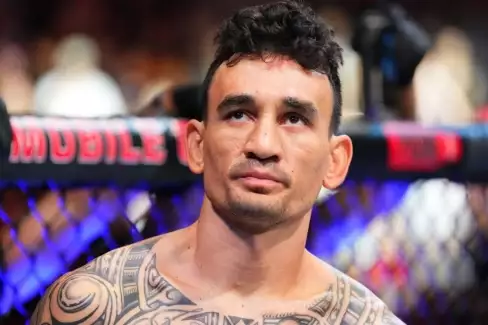 BMF šampion Max Holloway má pro fanoušky špatnou zprávu