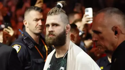 Další konkurence pro Procházku? Do polo-těžké váhy míří bývalý šampion