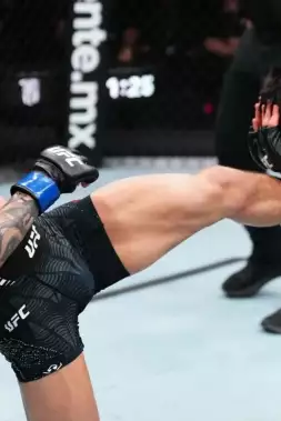 Bývalý šampion neuspěl! Moreno si nedokázal poradit s talentovaným Angličanem