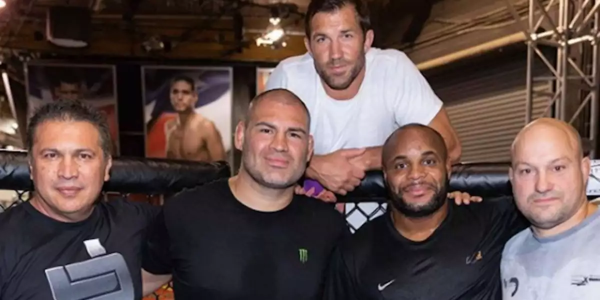 Velký návrat UFC legendy? Bývalý šampion jedná o nové smlouvě! 