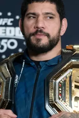 Alex Pereira rozvířil spekulace! Provokatér Hokit v UFC končí?