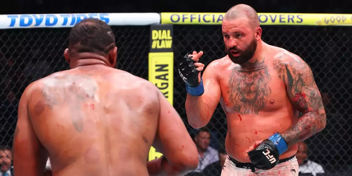 Nejlepší zápas, jaký jsem kdy viděl! Zápasníci reagují na šílenou bitvu těžkotonážníků