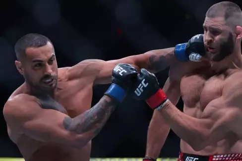 Žádný vyhraný zápas? UFC veterán viděl v souboji Procházka vs Ulberg něco úplně jiného