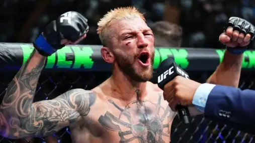 Dan Hooker hodně ostře pálí do vedení UFC, které ho přísně potrestalo