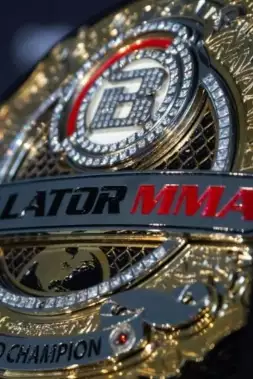 Jedna z největší hvězd Bellatoru je volná! Zamíří šampion do UFC? 