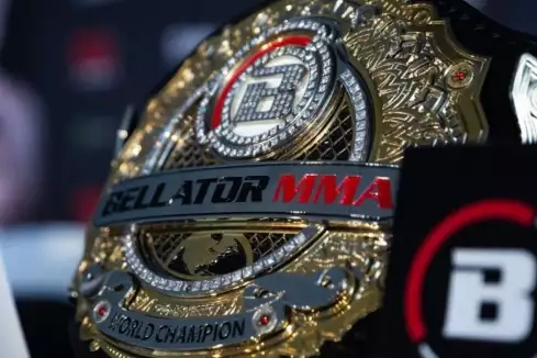 Jedna z největší hvězd Bellatoru je volná! Zamíří šampion do UFC? 