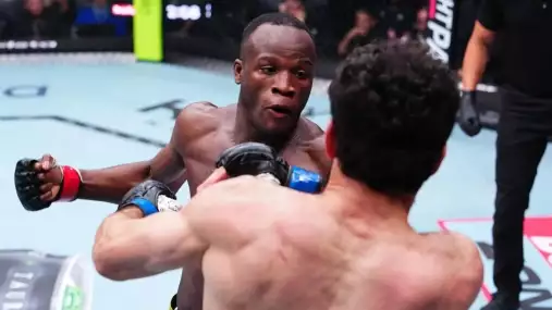 UFC vedení štědře reaguje na epické KO Černého Pantera Keity