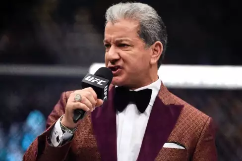 VIDEO: I mistr tesař se někdy utne? Bruce Buffer vyhlásil špatného vítěze