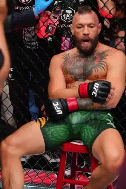 McGregor možná unikl nejhoršímu? Známý lékař přišel s překvapivou teorií