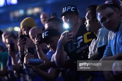Organizace UFC se po patnácti letech rozloučila s oblíbeným zápasníkem