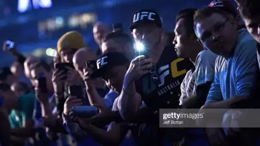 Organizace UFC se po patnácti letech rozloučila s oblíbeným zápasníkem