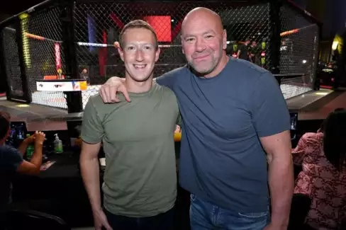 MMA mu nestačí? Ředitel UFC White přijal nabídku od Marka Zuckerberga