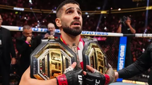 Ilia Topuria, který řeší vážné rodinné problémy, posílá nadějný vzkaz