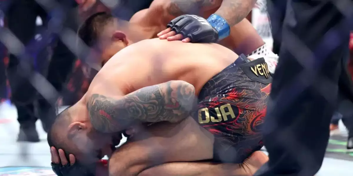 Děsivý moment! Lékař vysvětlil, co se stalo v titulovém souboji Pantoja vs Van