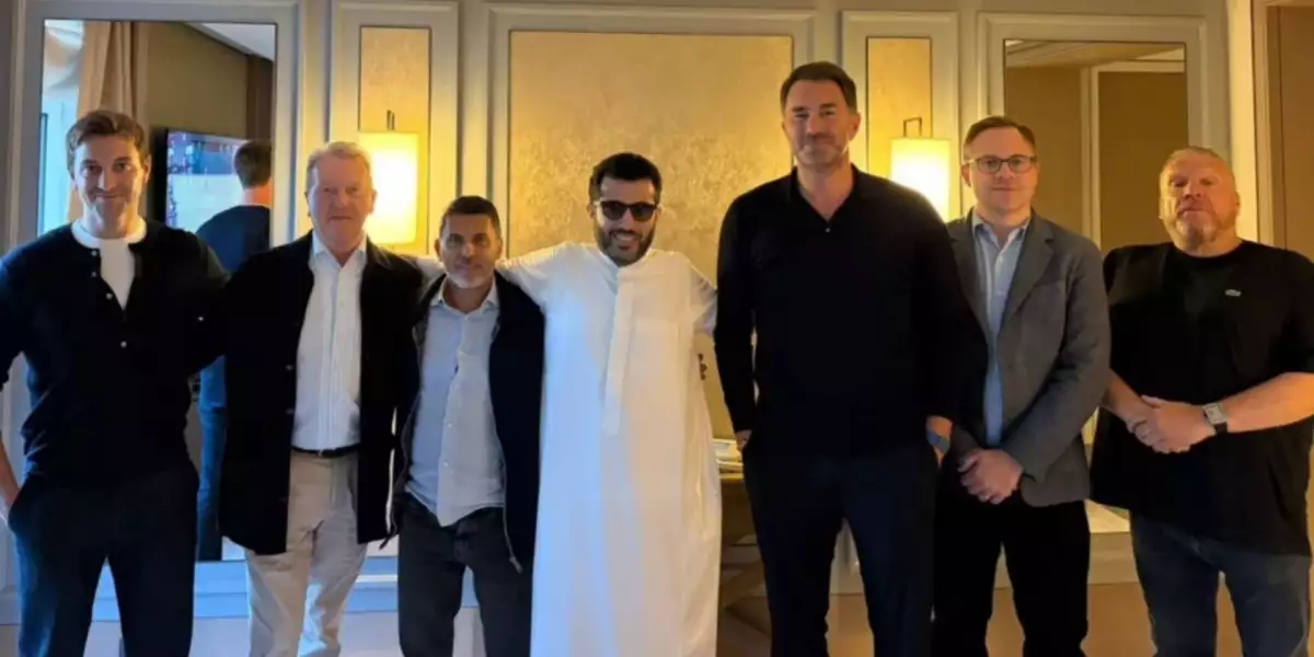 Co se dělo za zavřenými dveřmi? Dana White chyběl na klíčovém jednání!