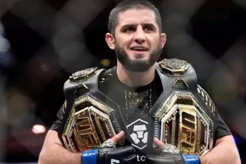 Konečně! Dana White oficiálně potvrdil další zápas šampiona Makhacheva