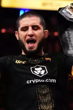Kolik zápasů má před sebou? Šampion Makhachev naznačil konec kariéry!
