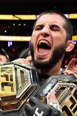 UFC šampion překvapil fanoušky! Makhachev už jedná o boxerském megazápase