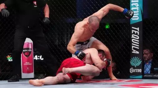 Další blesková demolice! Tentokrát to odnesl zkušený veterán